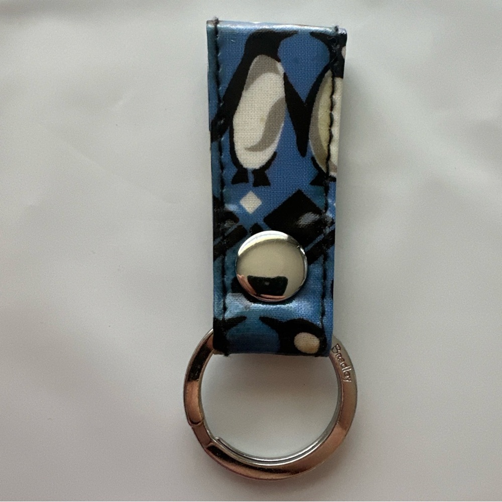 Vera Bradley Loop Keychain Keyring Playful Penguins Blue